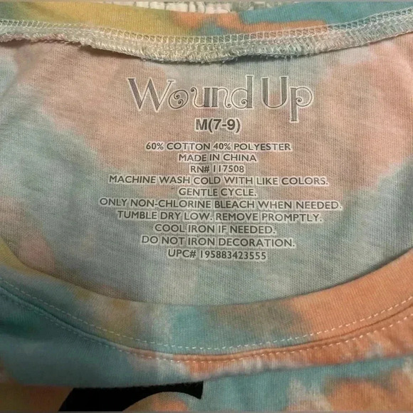 Juniors Graphic Print Tee Tie Dye Size 7-9. EUC Measurements in pictures - Picture 3 of 5